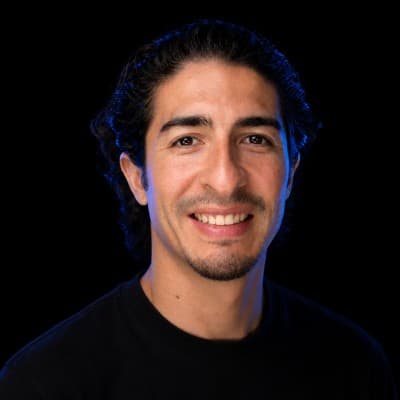 Portrait de Yoann, votre interlocuteur chez Yostan